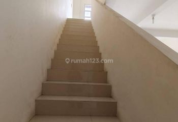 Ruko 2 Lantai Siap Pakai di Taman Kopo Indah 5, Bandung