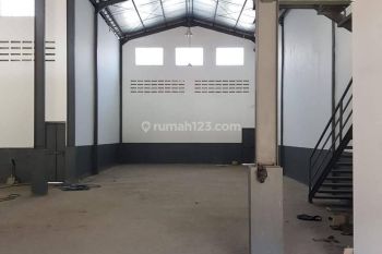 Gudang di Cilampeni, Bandung 600 m Bagus SHM