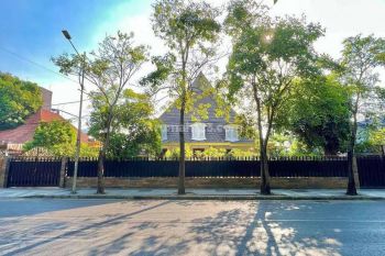 Sewa Rumah Komersil Raya Diponegoro 1 Lt Prime Area Tengah Kota