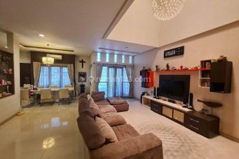 Jual Murah Rumah 2,5 Lantai Cluster Sapphire Phg Gading Serpong