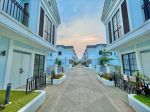 thumbnail-sewa-rumah-baru-lavon-swan-city-cluster-montana-3-lantai-9