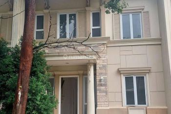 Rumah 2 Lantai di Jalan Utama Assana House