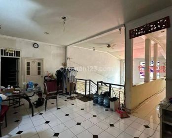 Cocok Untuk Usaha! Senopati Area, Lokasi Strategis dan Komersil (LT/LB: 321/200)