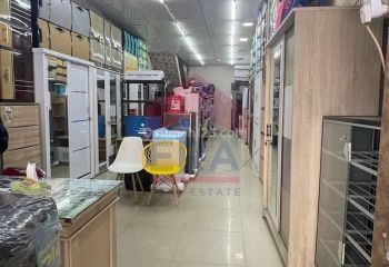 2 Bangunan Ruko Depan Belakang, Siap Pakai di Gusti Situt Mahmud
