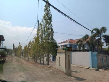 Tanah dekat stadion Bima