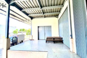 Gudang di kawasan industri Marunda center