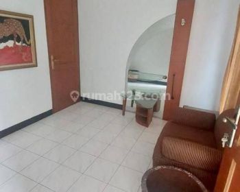 Rumah baru sudah renovasi Full furnished di Setraduta