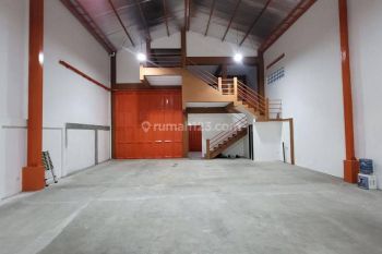 Disewakan Gudang Plus Office di Kawasan Katapang,bandung