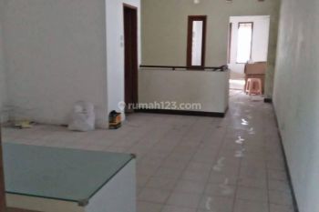 Ruko 2 Lantai di Taman Holis Indah Cocok Untuk Gudang Atau Usaha