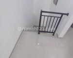 thumbnail-rumah-baru-minimalis-2-lantai-3-kamar-depan-taman-di-kelapa-gading-11