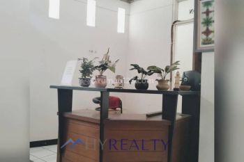 Rumah Bagus Siap Huni Cocok Untuk Klinik kantor Mainroaad Gatot Subroto