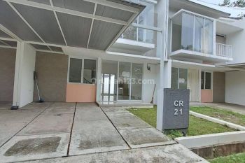 di Sewakan Rumah 2 Lantai Tanah Luas di Talaga Bestari Tangerang