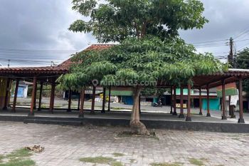 Disewakan Ruang Usaha Joglo Limasan Seputaran Banjeng Maguwoharjo