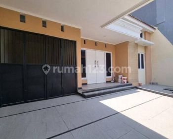 Rumah Baru Siap Huni Jarang Ada Lebar 10 Daerah Karang Empat, Dekat Kenjeran,