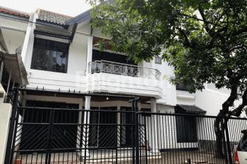 kutisari row lebar dekat raya bukan kampung