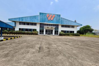 Pabrik Garmen di Karawang Timur