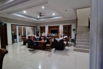 Dijual Cepat Rumah Grisenda 3,5 Lantai Lt 300 Bagus Pik