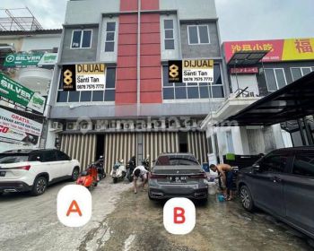 4 Unit Ruko 3.5 Lantai di Pluit Karang Baru
