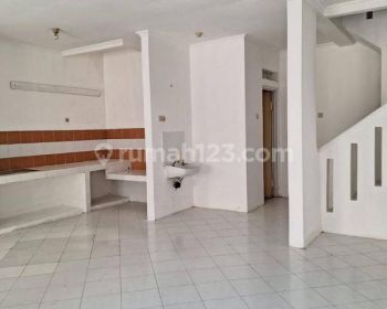 Rumah Hadap Selatan Lebar 7 di Citra 2 Ext Pos 8, Kalideres, Jakarta Barat 031