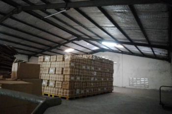 Gudang di Komplek pergudangan Kosambi Permai 2.jl.raya Perancis. Dadap. Sudah m2
