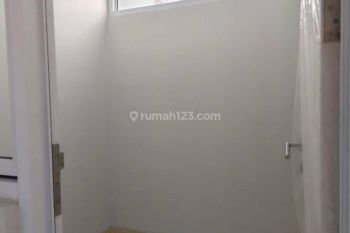 Rent Rumah: di Arcadia hoek