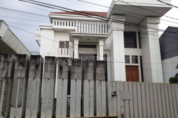 Gedung di Poltangan Raya Pasar Minggu Jakarta Selatan