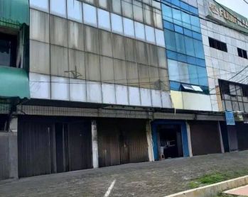 Dijual Ruko 3 Lantai Sangat Strategis Di JL Veteran Surabaya Pusat