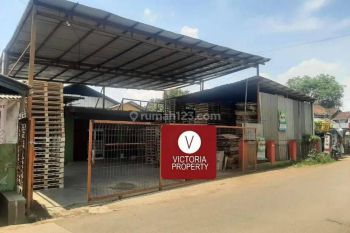 Pabrik Palet Masih Aktif di Cileungsi, Bogor.