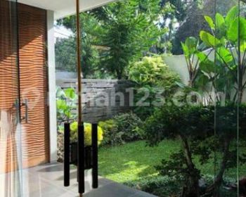 Rumah di Daksa 2 Lantai SHM Bagus