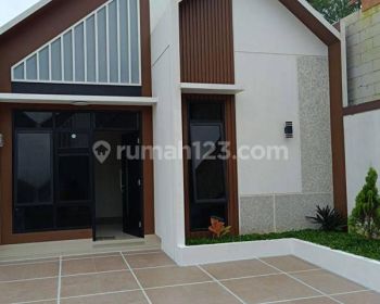 Rumah depok akses pinggir jalan dan dekat toll desari sawangan