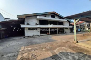 GUDANG PABRIK RUNGKUT BREBEK INDUSTRI LOKASI STRATEGIS LANTAI COR