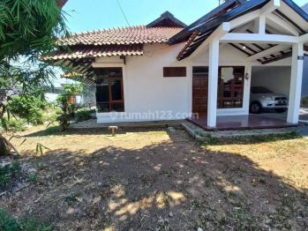 Rumah sewa satu lantai