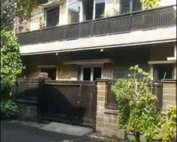 Kos Wanita AC Wifi Full Furnish Mampang 8