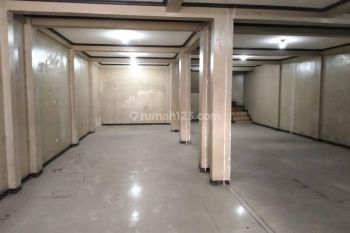 Ruko Disewa Lokasi Strategis di Soekarno Hatta