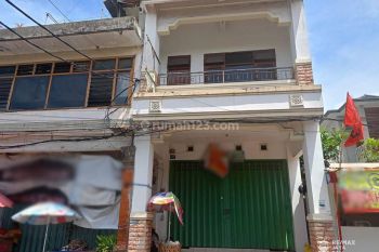 Ruko 3 Lantai Dijual di Pusat Perdagangan, di Denpasar Utara