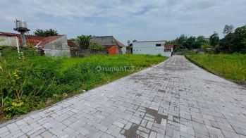 Dekat Ringroad Utara Jogja, Luas 221m SHM P