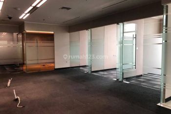 Kantor di Equity Tower SCBD luas 560 sqm