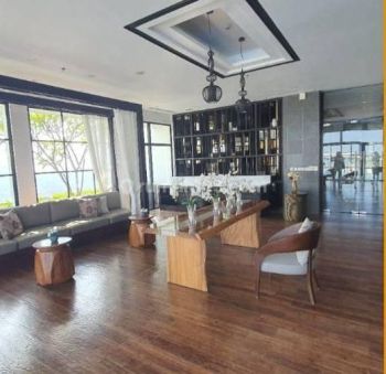Apartement One East Residences 5 BR Furnished Bagus