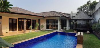 Bright house with big garden in Bangka, Kemang area. Must see.