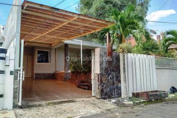 Rumah Mewah Dieng Tidar Bandulan