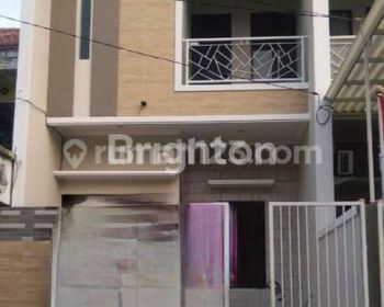 Rumah 2lantai Baru Gress Rungkut Asri