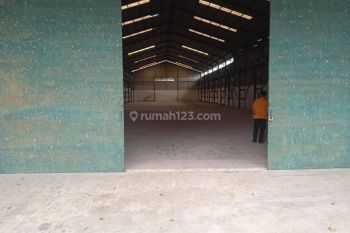 Gudang di Cukanggalih, Curug - Tangerang Kab., Tangerang 1.000 m Bagus SHM