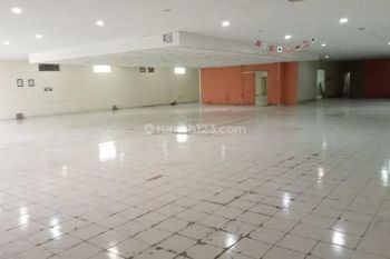 Gedung Kantor Di Jl Dr.Cipto,Semarang