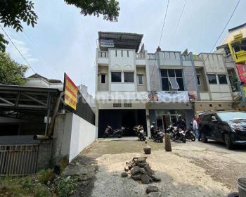 Ruko Disewakan di Sirnamamah Sukajadi Bandung Kota 3 Lantai