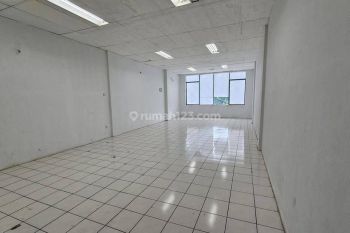 Ruko Strategis Siap Pakai dekat tol di Kelapa Gading