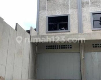 Ruko Pusat Kota Strategis di Pungkur Ada 3 Rendeng