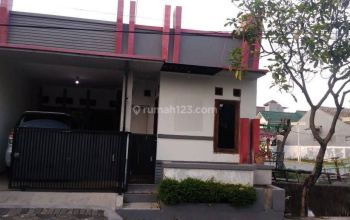 Rumah Bagus di Harapan Indah, Bekasi Disewain l0885