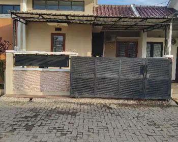 Rumah dijual cluster Taman Anggrek Pamulang blok A no.1A