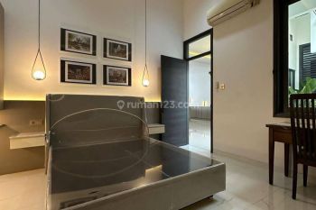 DIJUAL RUMAH PERMATA HIJAU - BANGUNAN BARU DALAM KOMPLEK