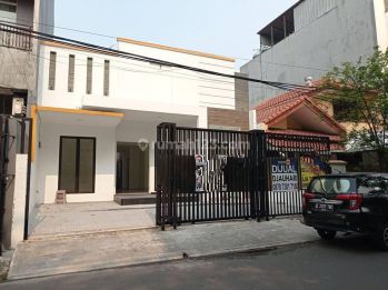 Dijual rumah minimalis bisa buat usaha bebas banjir di kelapa gading